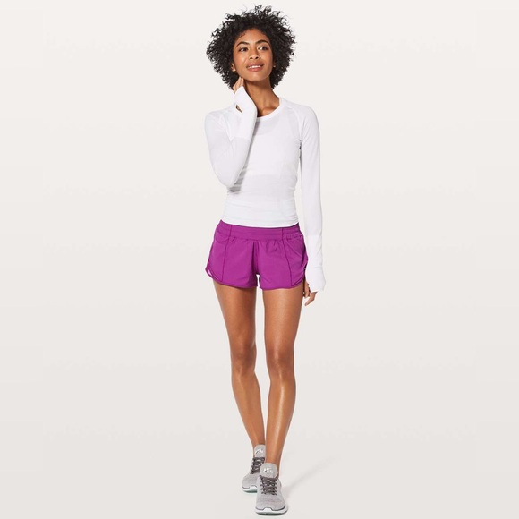 Lululemon Hotty Hot Short II *2.5 Regal Plum Size 4